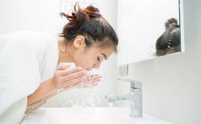 Hướng dẫn cách dùng sữa rửa mặt sạch sâu, hiệu quả